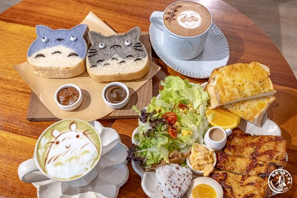 ▲▼MITAKA 3e Cafe 台中店。（圖／部落客桃桃’s旅人手札授權提供）