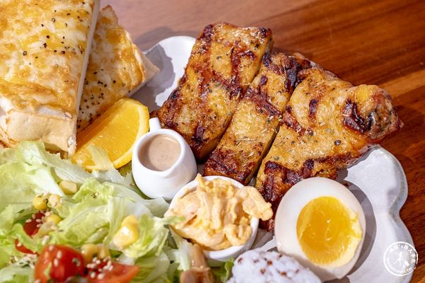 ▲▼MITAKA 3e Cafe 台中店。（圖／部落客桃桃’s旅人手札授權提供）