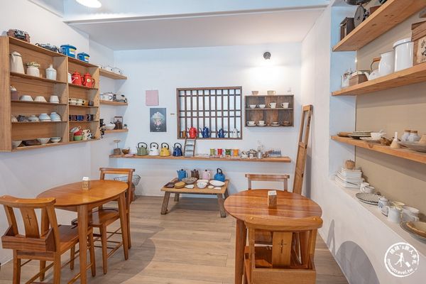 ▲▼MITAKA 3e Cafe 台中店。（圖／部落客桃桃’s旅人手札授權提供）