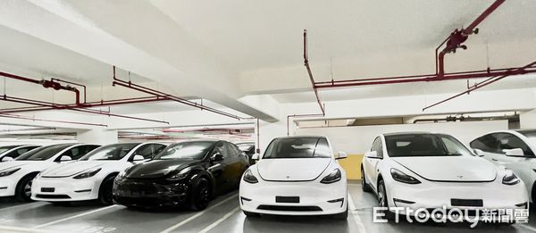 ▲▼   特斯拉          。（圖／記者黃宥寧攝）