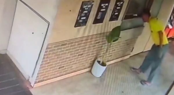 ▲台南中西區義大利麵店清晨遭1名男子行竊受心捐款箱，店家報案卻引發爭議。（圖／翻攝自社會事新聞影音）