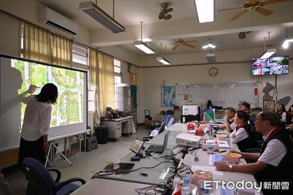 ▲▼花蓮縣長徐榛蔚前往消防局水璉分隊廳舍新建工程用地進行現勘。（圖／花蓮縣政府提供，下同）