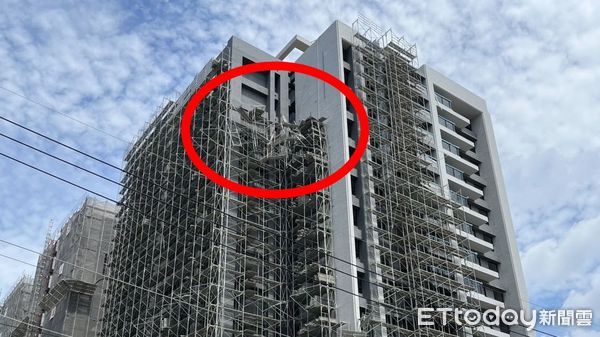 ▲台中鷹架倒塌事件釀2死。（圖／記者鄧木卿翻攝，下同）