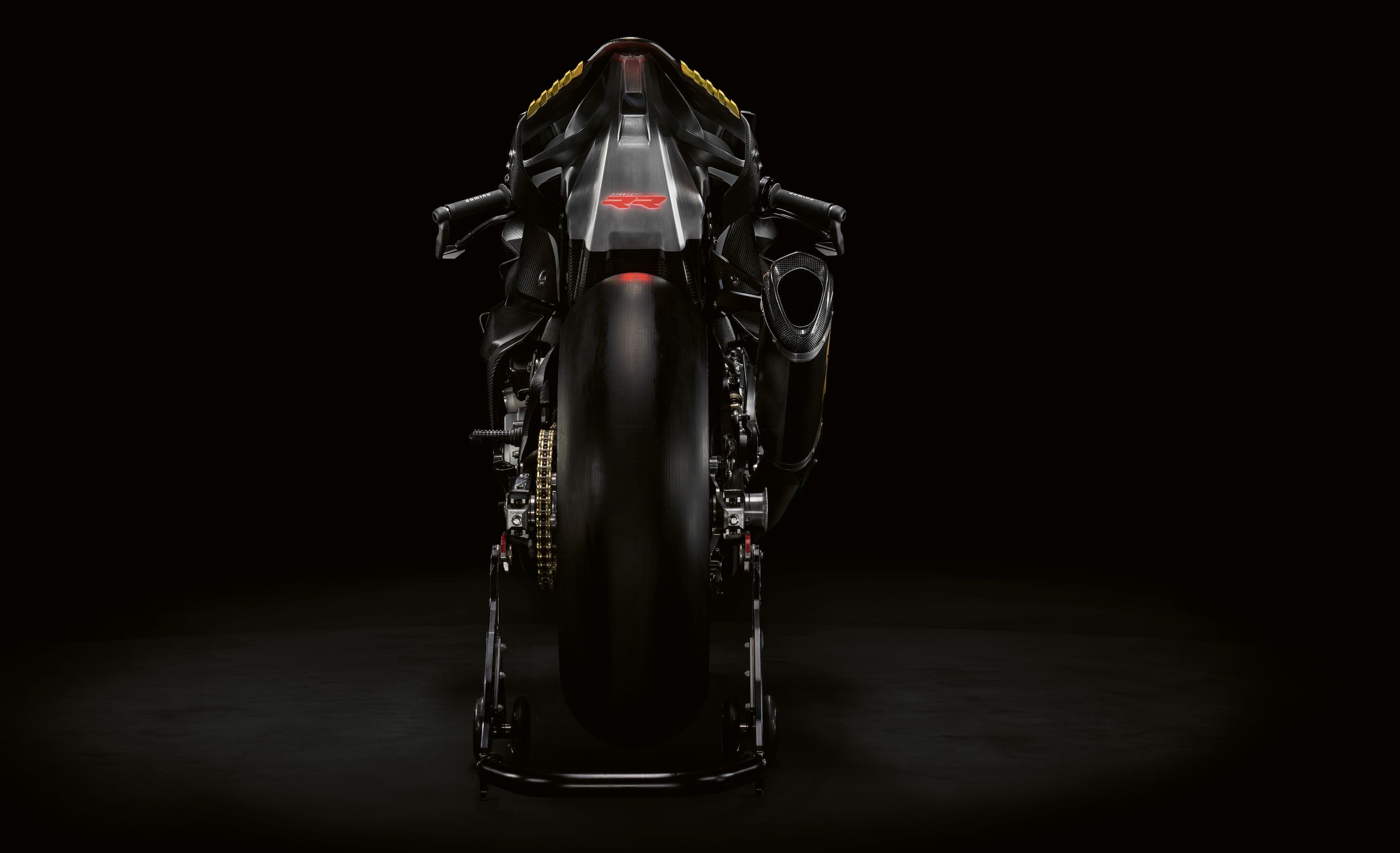 ▲BMW Motorrad Concept RR概念重機。（圖／翻攝自BMW Motorrad）