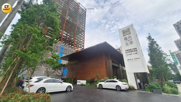 在地人士透露，之前房市欠佳時，曾一個月只有5組來人，現在接待中心已熱絡不少。（示意圖／林榮芳攝）