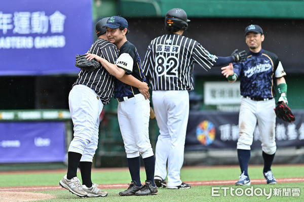 ▲▼2025世壯運棒球，日本甲子園大師隊因人數不夠被裁定吞敗，剩餘隊員與ENERGY繼續進行友誼賽。（圖／記者李毓康攝）