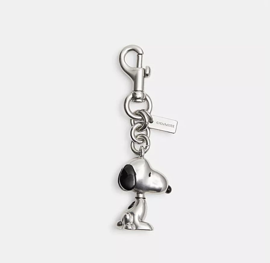 ▲▼    Coach x Snoopy超熱門包登場 。（圖／品牌官網）
