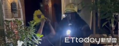 快訊/台南安南區住宅深夜竄火 5人受困陽台警消及時救援