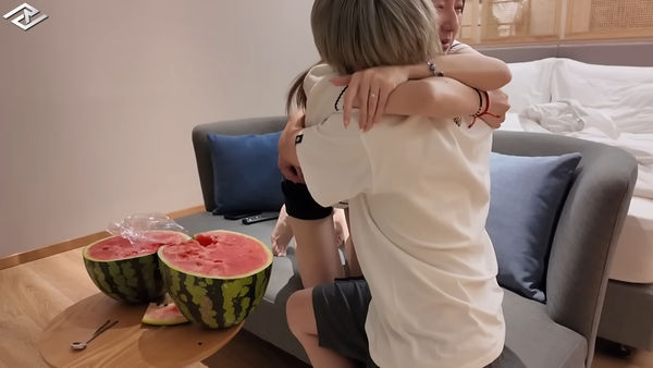 ▲儒哥向女友衣衣求婚成功。（圖／翻攝YouTube／Ru儒哥、儒哥IG）