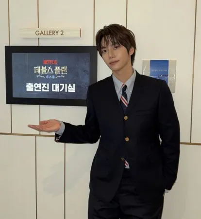 ▲▼泫揆人設全毀！《惡魔2》工作人員狠酸：整天表情差，擺明不想幹。（圖／翻攝自泫揆IG）