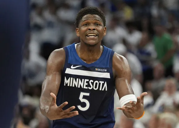 ▲灰狼艾德華茲、藍道、芬奇，雷霆吉爾吉斯-亞歷山大。（圖／達志影像／美聯社）