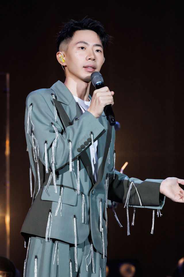 ▲▼鄭興演唱會。（圖／KKLIVE提供）