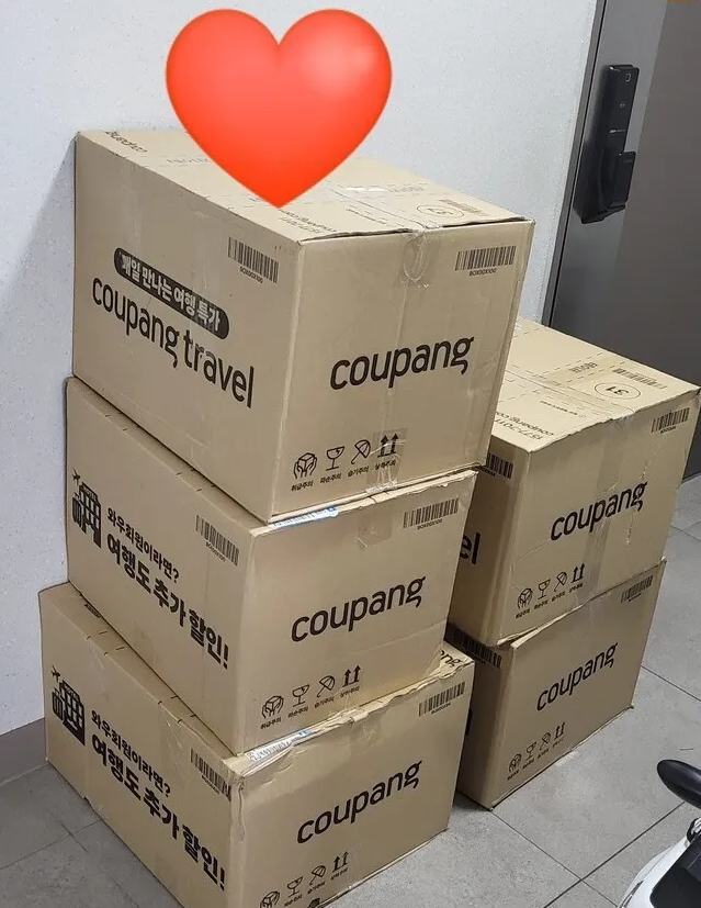 ▲▼南韓網友瘋狂搶購酷澎標錯價的農心碗裝牛肉麵。（圖／翻攝自韓網）