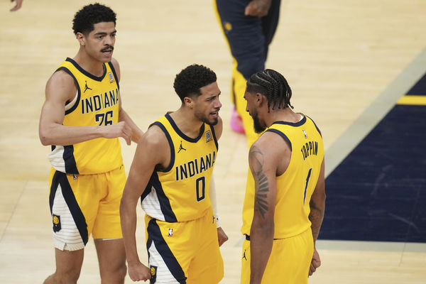 ▲▼溜馬哈利伯頓；尼克布朗森。（圖／達志影像／美聯社）