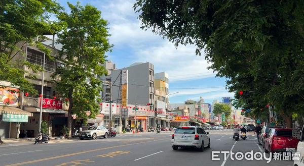▲▼ 楠梓,旗楠路             。（圖／記者張雅雲攝）