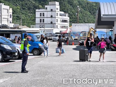 台東警登島強化交通執法 護航綠島蘭嶼假期交通安全