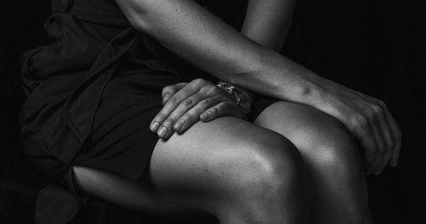 被害者遭性騷示意圖。（圖／翻攝自unsplash）