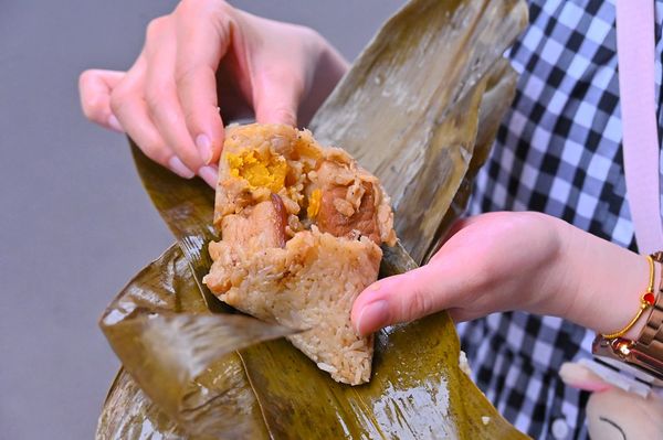 ▲▼模範肉粽。（圖／部落客橘子狗愛吃糖授權提供）