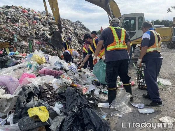 ▲中興新村垃圾清運因國發會人員逐漸退休而受影響，圖為南投市清潔隊執勤情形。（圖／資料照片，南投市公所提供）