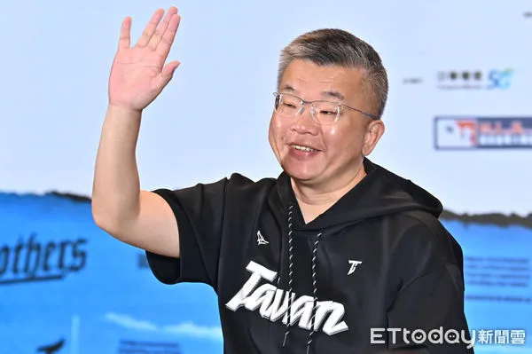 ▲▼中華職棒明星對抗賽宣告記者會，中職會長蔡其昌。（圖／記者李毓康攝）