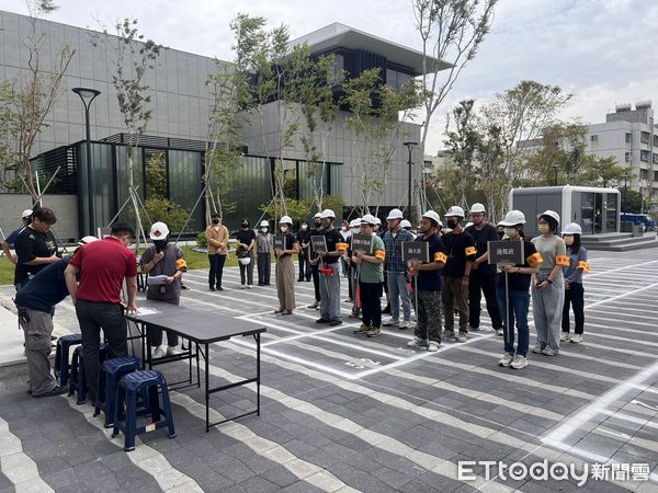 ▲誠品生活台南商場開幕前夕，消防局結合業者執行自衛消防演練，驗證初期應變機制。（圖／記者林東良翻攝，下同）