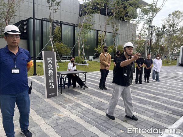 ▲誠品生活台南商場開幕前夕，消防局結合業者執行自衛消防演練，驗證初期應變機制。（圖／記者林東良翻攝，下同）