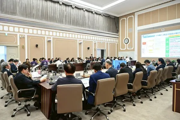 ▲▼行政院長卓榮泰召開中央道路交通安全會報。（圖／行政院提供）