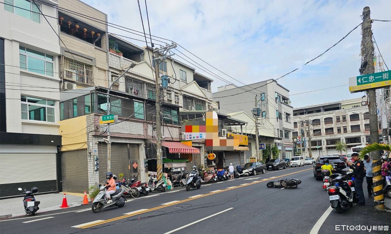 超危險！第四台電線騰空垂掛路面　機車遭勾扯害騎士慘摔