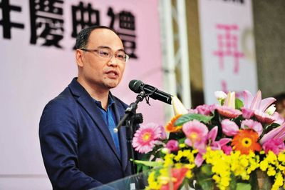 高雄餐旅大學副校長爆假學歷！　竟被外媒起底黑歷史