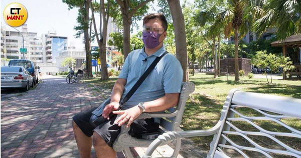 蕭姓父親心痛表示爆出本票風波後，竟聽到女兒要涉足風俗場所賺錢還債。（圖／黃威彬攝）