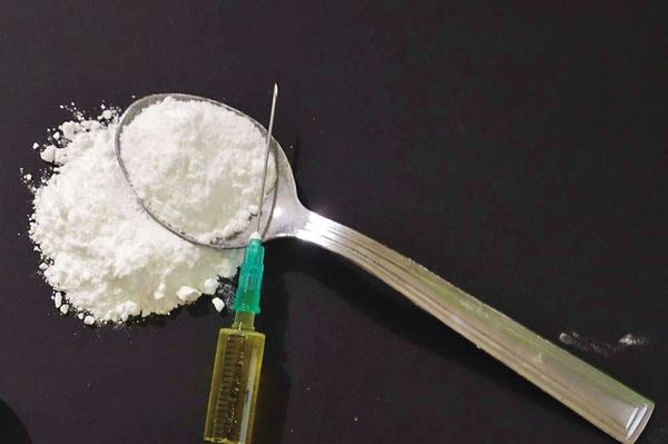 毒品氾濫問題日趨嚴重，且影響身心健康，全球各國聯手合作緝毒。（示意圖，pixabay）