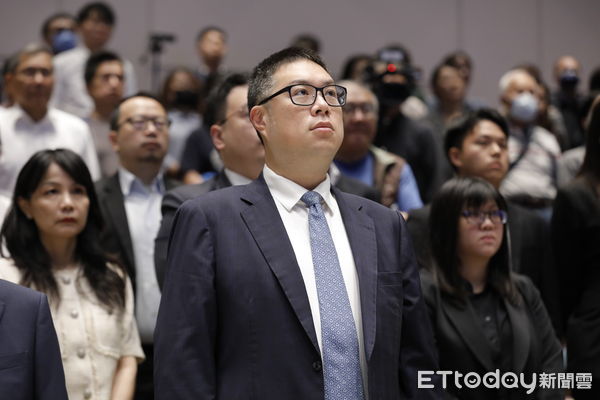 ▲▼台灣水泥今日舉行114年股東常會，董事長張安平、總經理程耀輝就公司業務及未來展望向股東做報告。辜啟允的公子也是台泥董事的辜公怡也出席股東會。（圖／記者湯興漢攝）
