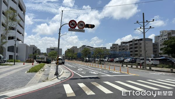 ▲誠品生活台南28日啟動試營運，市府交通局提前完成周邊交通改善工程。（記者林東良翻攝，下同）