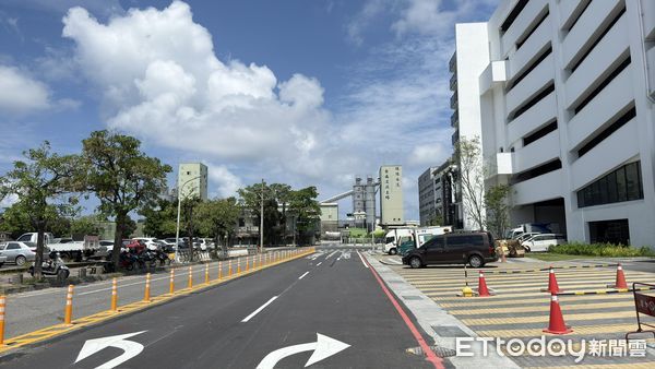 ▲誠品生活台南28日啟動試營運，市府交通局提前完成周邊交通改善工程。（記者林東良翻攝，下同）