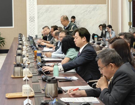 ▲新竹市代理市長邱臣遠出席中央道安會報114年第2次會議。（圖／新竹市政府提供）