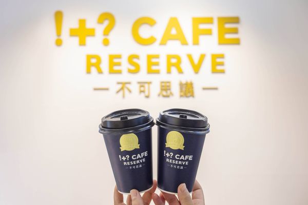 ▲▼7-11推出全新漢堡，罪惡系、傳統系都有。（圖／業者提供）