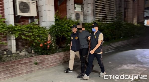 ▲▼警方查扣做案的斧頭及毒品。（圖／吉安警分局提供，下同）