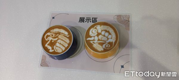 ▲崑山科大陳修醫、林鉦哲在2025年Cophi盃全國咖啡挑戰賽學生拉花組表現亮眼，分奪冠軍與季軍。（記者林東良翻攝，下同）