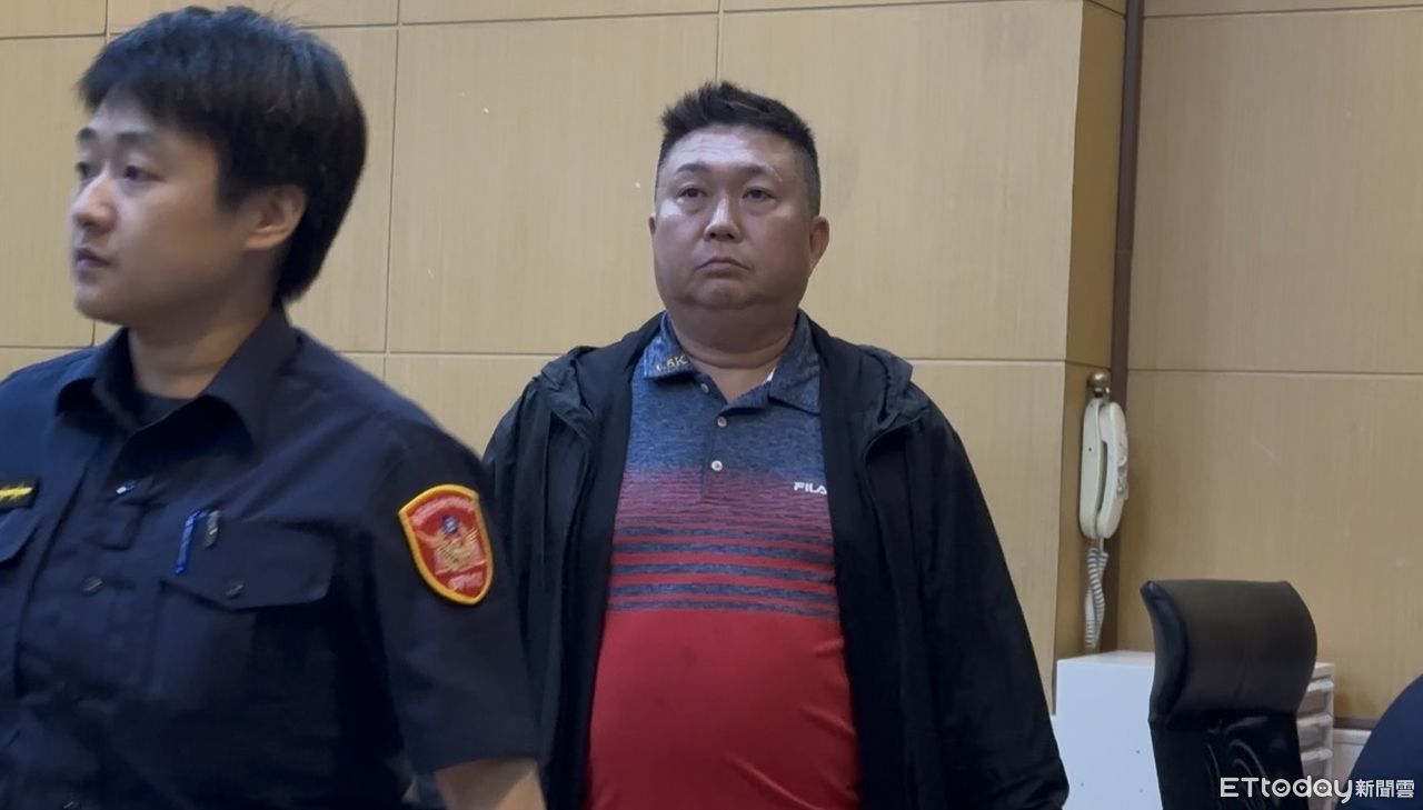 假辦案偷查近500筆個資！10多筆賣給郭哲敏　南港警遭收押禁見
