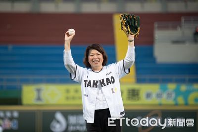 嘉義市長黃敏惠連霸五星市長 教育、環保、醫療全台第一