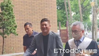 快訊/辜仲諒遭重判7年8月 法院再裁定他須受電子監控