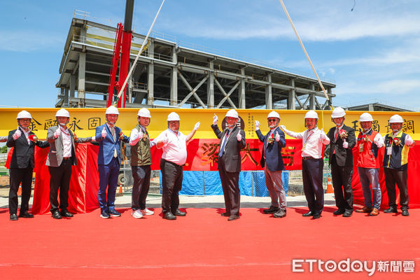 ▲▼   故宮南院二館工程上梁，「國寶館」力推文物修復透明化 。（圖／嘉義縣政府提供）