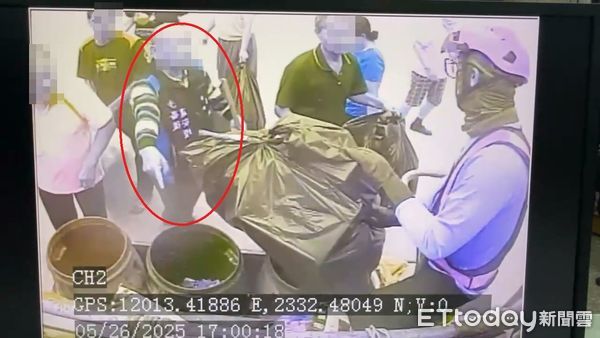 ▲▼攻擊清潔隊員             。（圖／記者游瓊華翻攝）