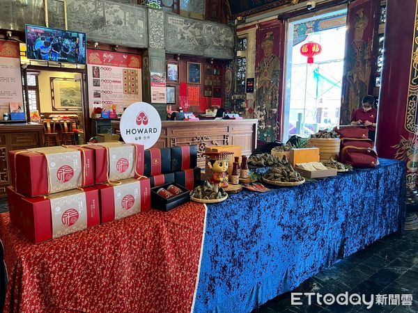 ▲台中福華攜手百年福興宮端午送暖物資捐贈。（圖／記者游瓊華翻攝）