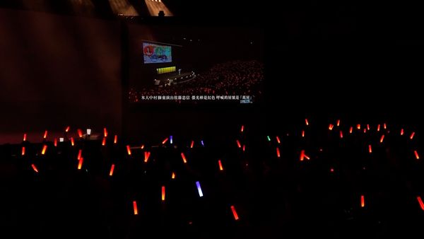 ▲全球首次跨國共演！中華電信攜NTT零時差演出　嗨爆大阪萬博舞台。（圖／記者劉亮亨攝）