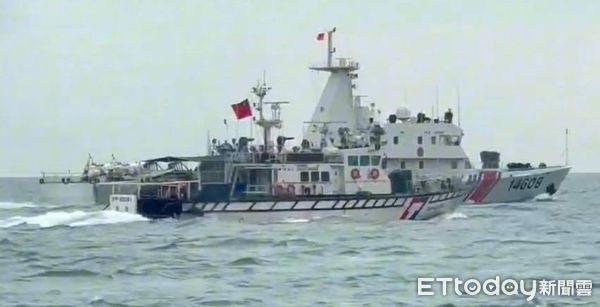 ▲▼中國海警「灰色侵擾」金門　海巡署4船出動逼退。（圖／記者林名揚翻攝）