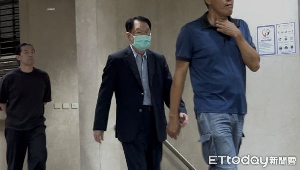 ▲▼             李洲科技董事長李明順涉內線交易，70萬交保。（圖／記者劉昌松攝，下同）