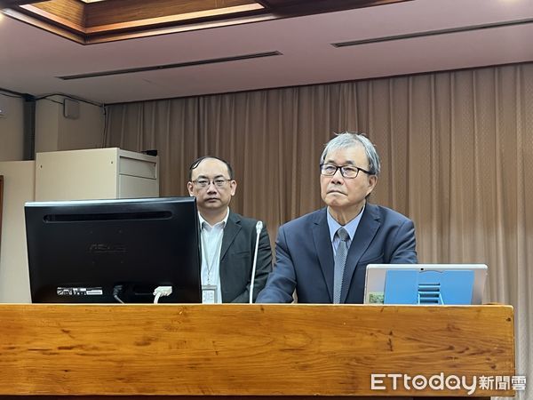 ▲▼教育部禁與「國防七子」交流，鄭英耀首度坦承是他選的。（圖／記者許敏溶攝）