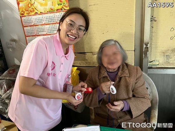 ▲只要按下緊急救援裝置，就可在第一時間獲得即刻適切的救援協助。（圖／花蓮縣政府提供，下同）