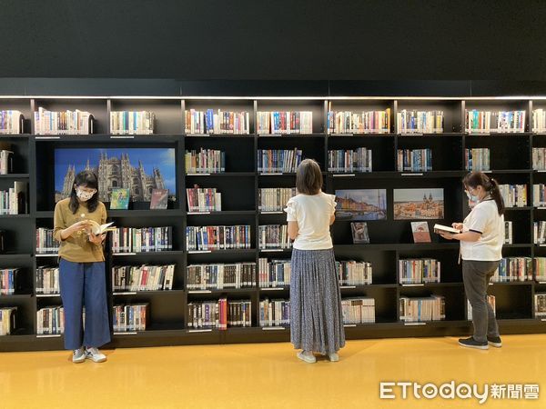 ▲誠品生活台南館盛大試營運，南市圖同步展現公共閱讀資源與城市閱讀實力。（記者林東良翻攝，下同）